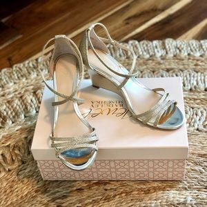 Badgley Mischka Hunt Evening Shoe